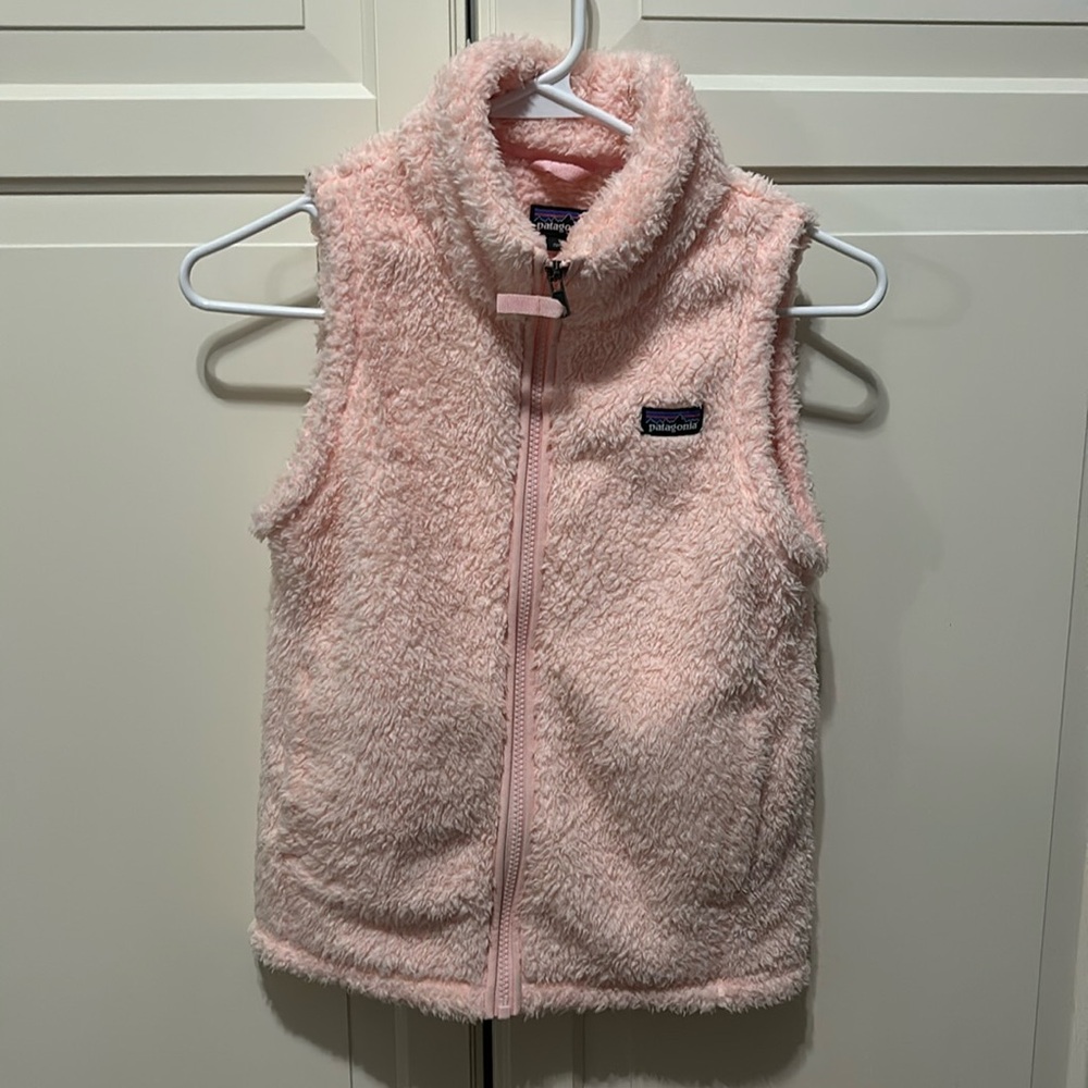 Patagonia Kids Los Gatos pink fleece vest Size L